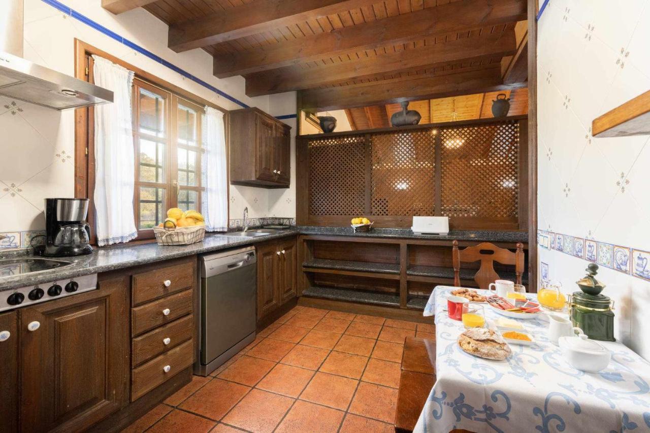Casa En La Costa Con Wifi Jardin Y Barbacoa Country house Llanes