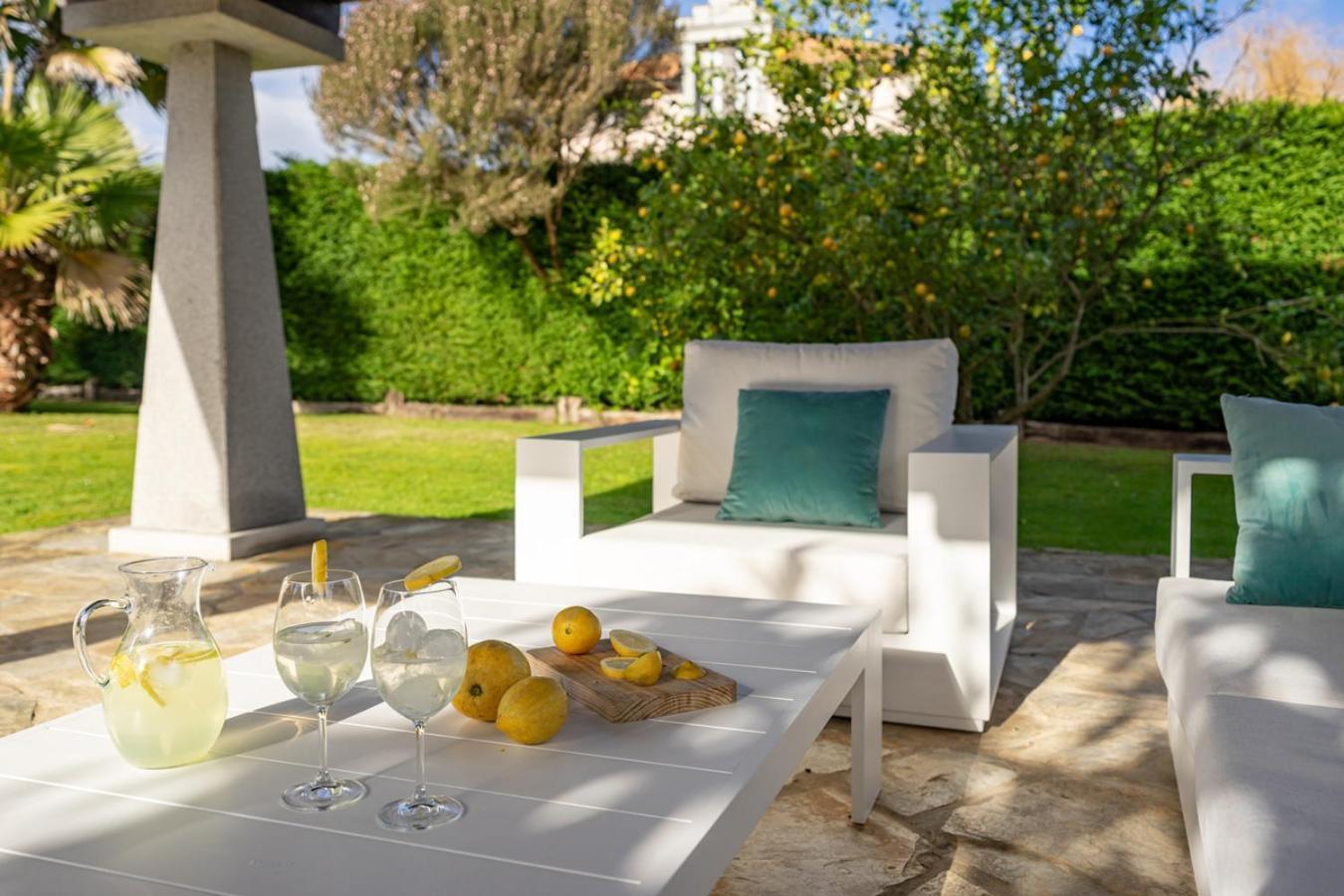 Casa En La Costa Con Wifi Jardin Y Barbacoa Country house