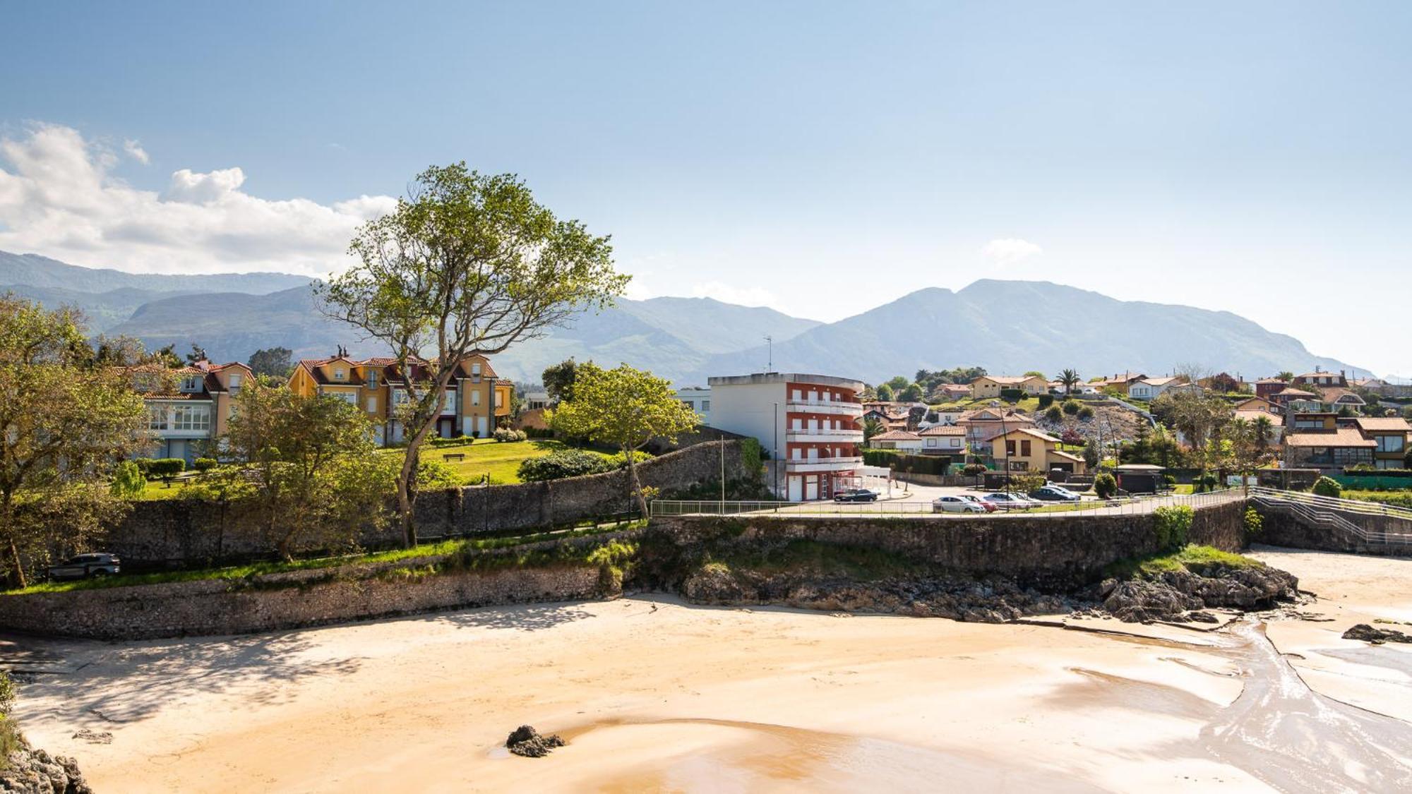 Casa En La Costa Con Wifi Jardin Y Barbacoa Llanes