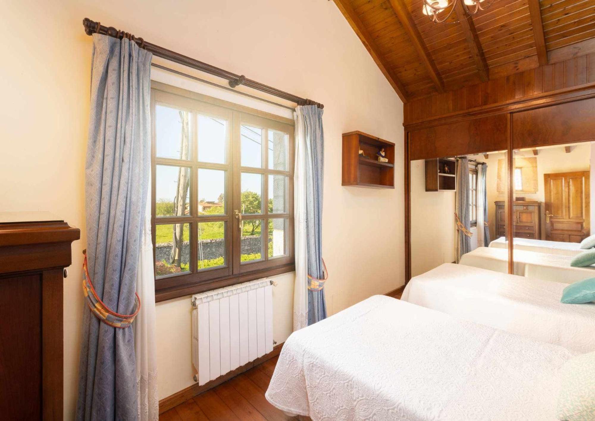 Casa En La Costa Con Wifi, Jardin Y Barbacoa Séjour à la campagne